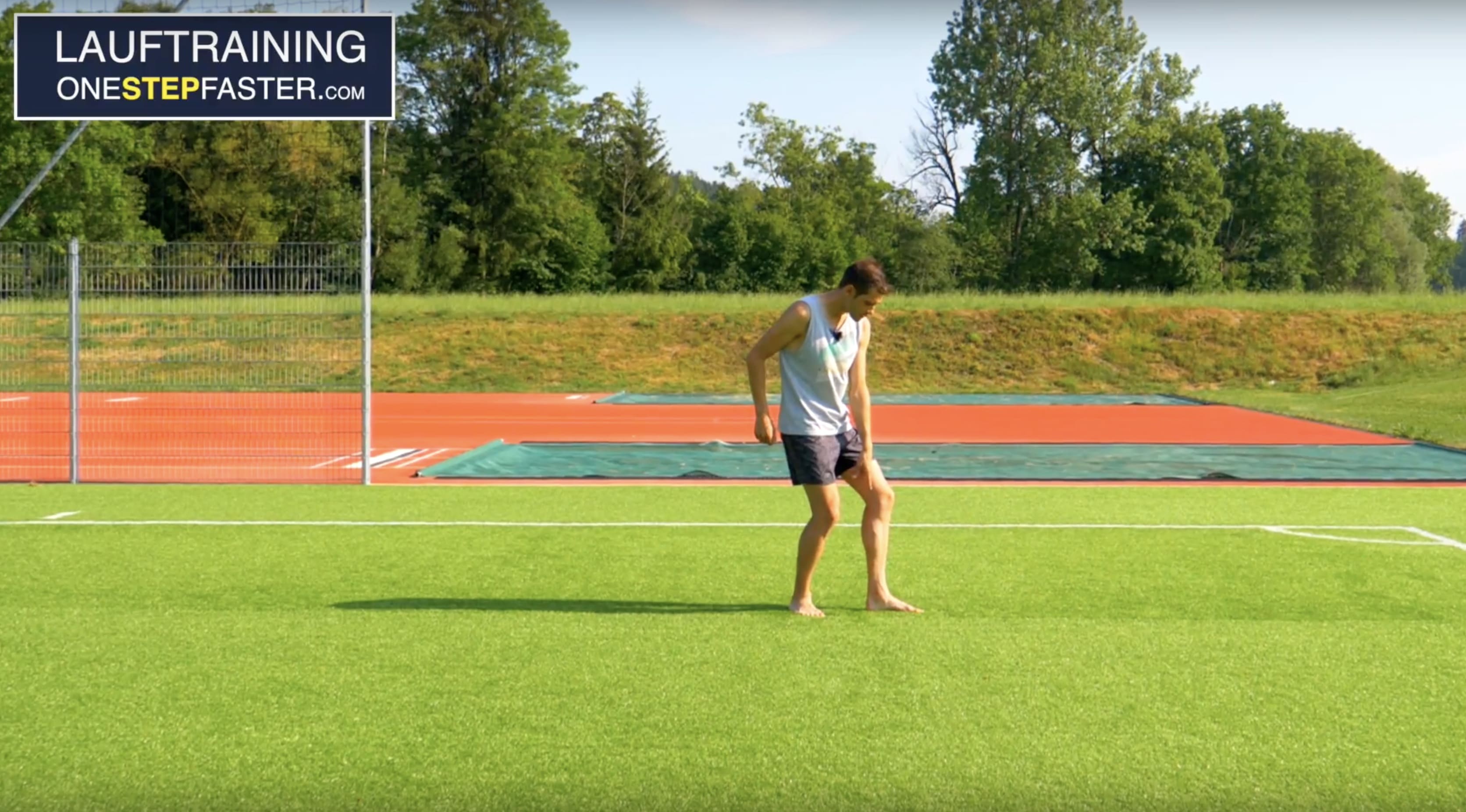 Lauftechnik: Der Fuß befindet sich unterhalb des Knies, kein Fersenlauf