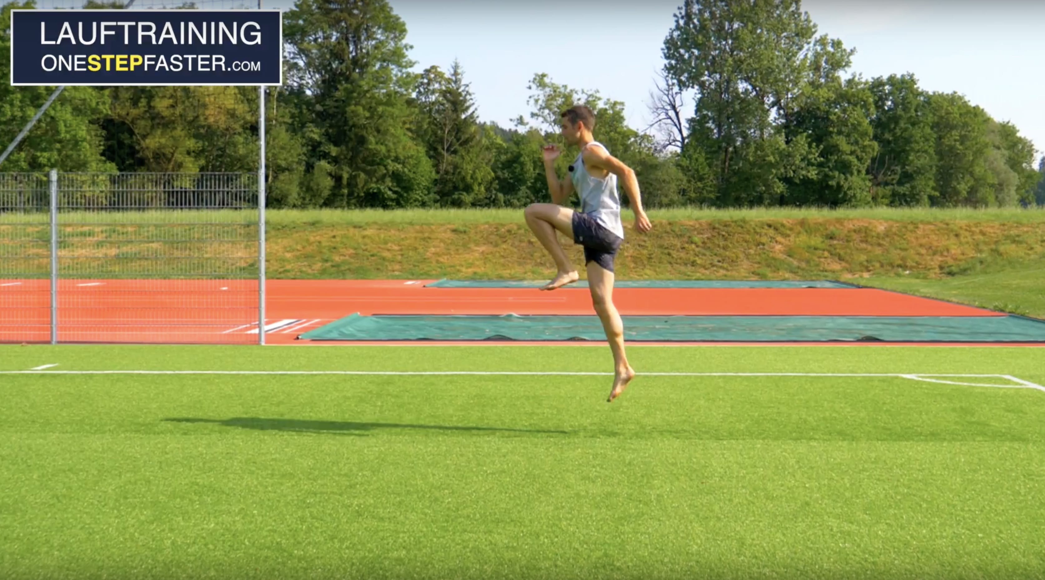 Lauftechnik: Hopserlauf als Lauf-ABC Übung